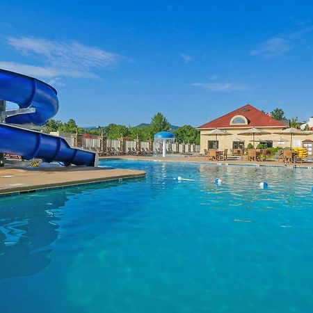 Music Road Resort Inn 비둘기 포지 외부 사진
